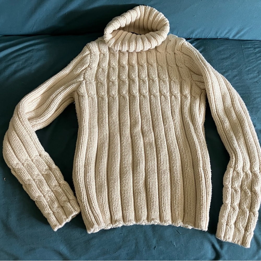 Ralph Lauren sweater size small